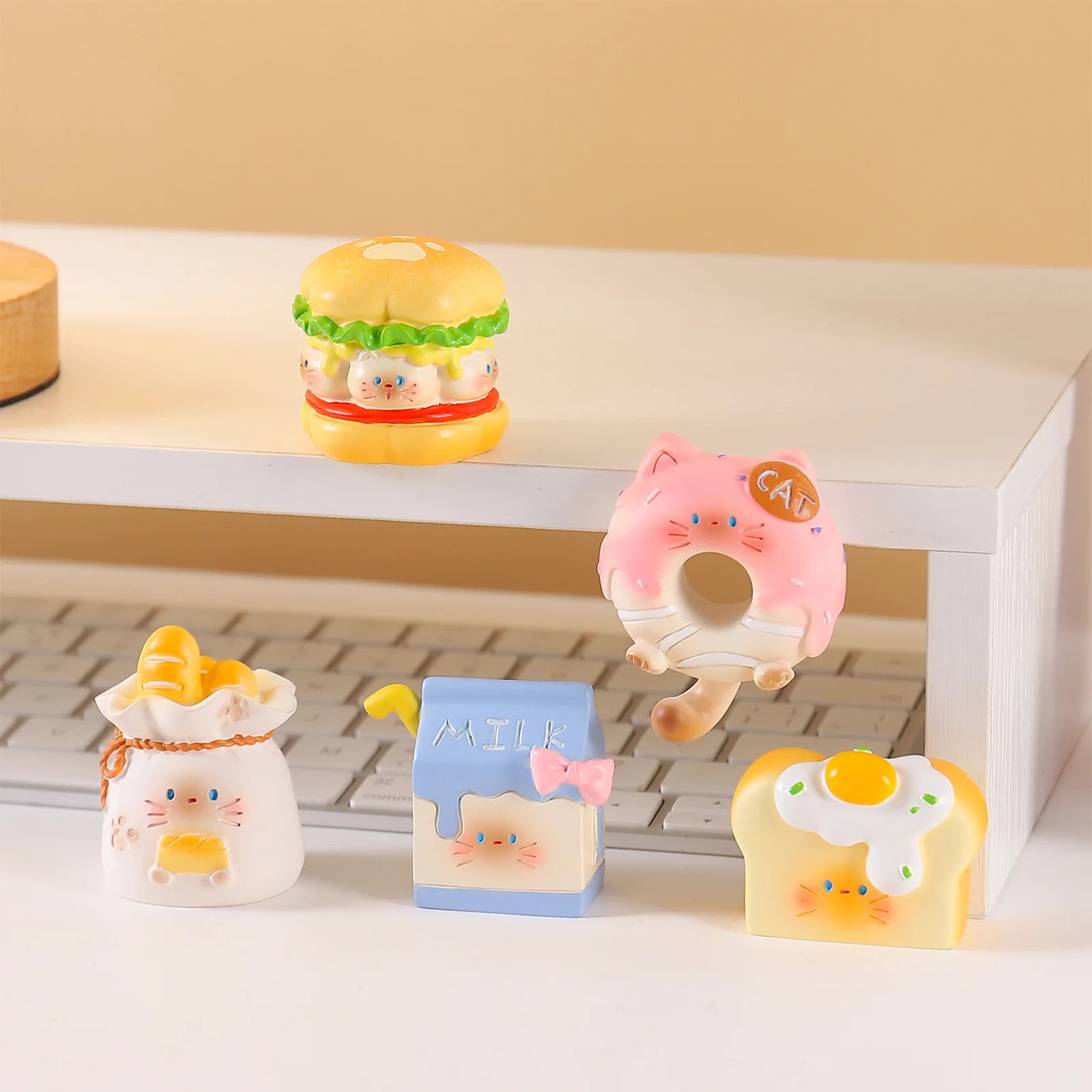 Магазин кормов для кошек: Слеп – обзор и цена Resin Art Decoration Items