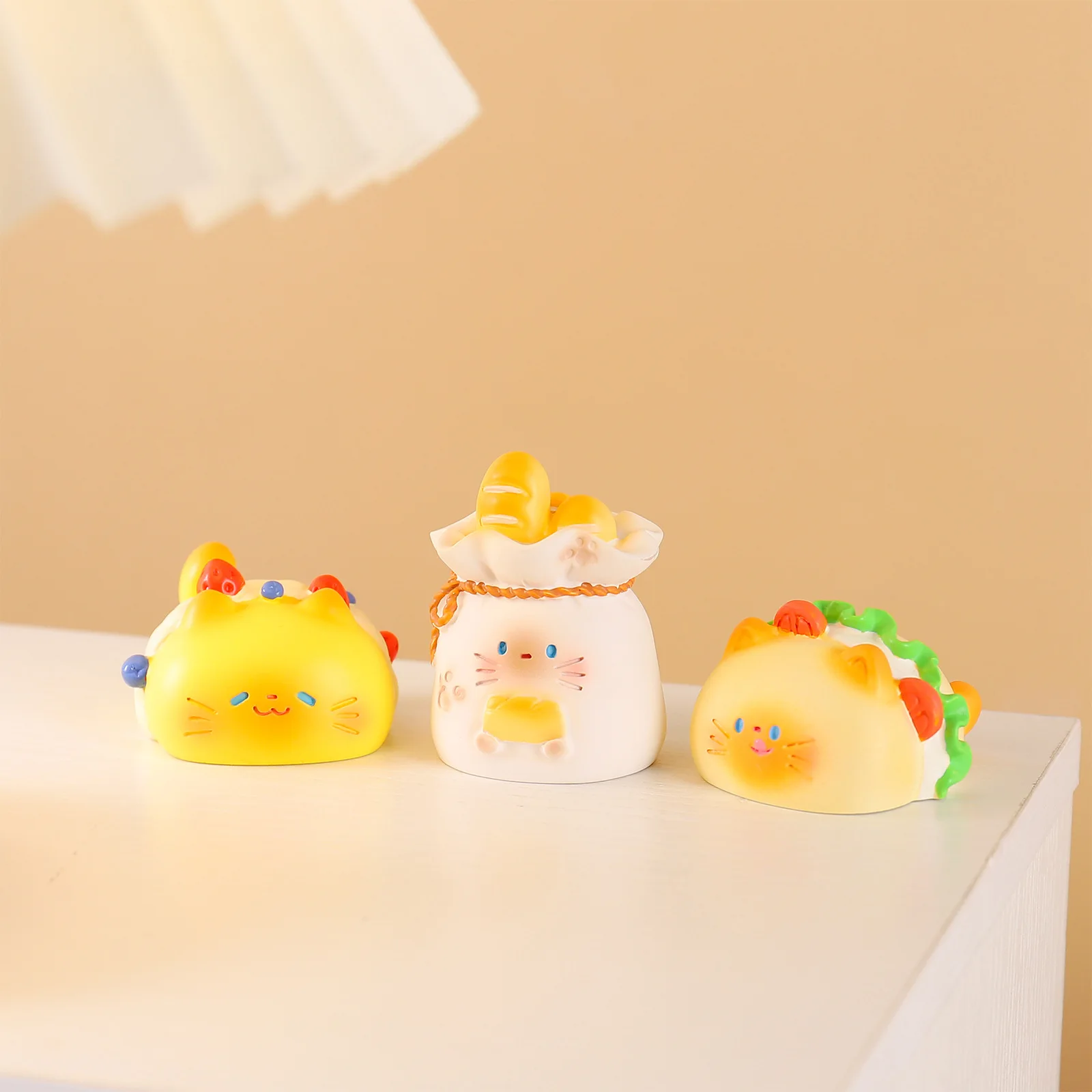Магазин кормов для кошек: Слеп – обзор и цена Resin Art Decoration Items