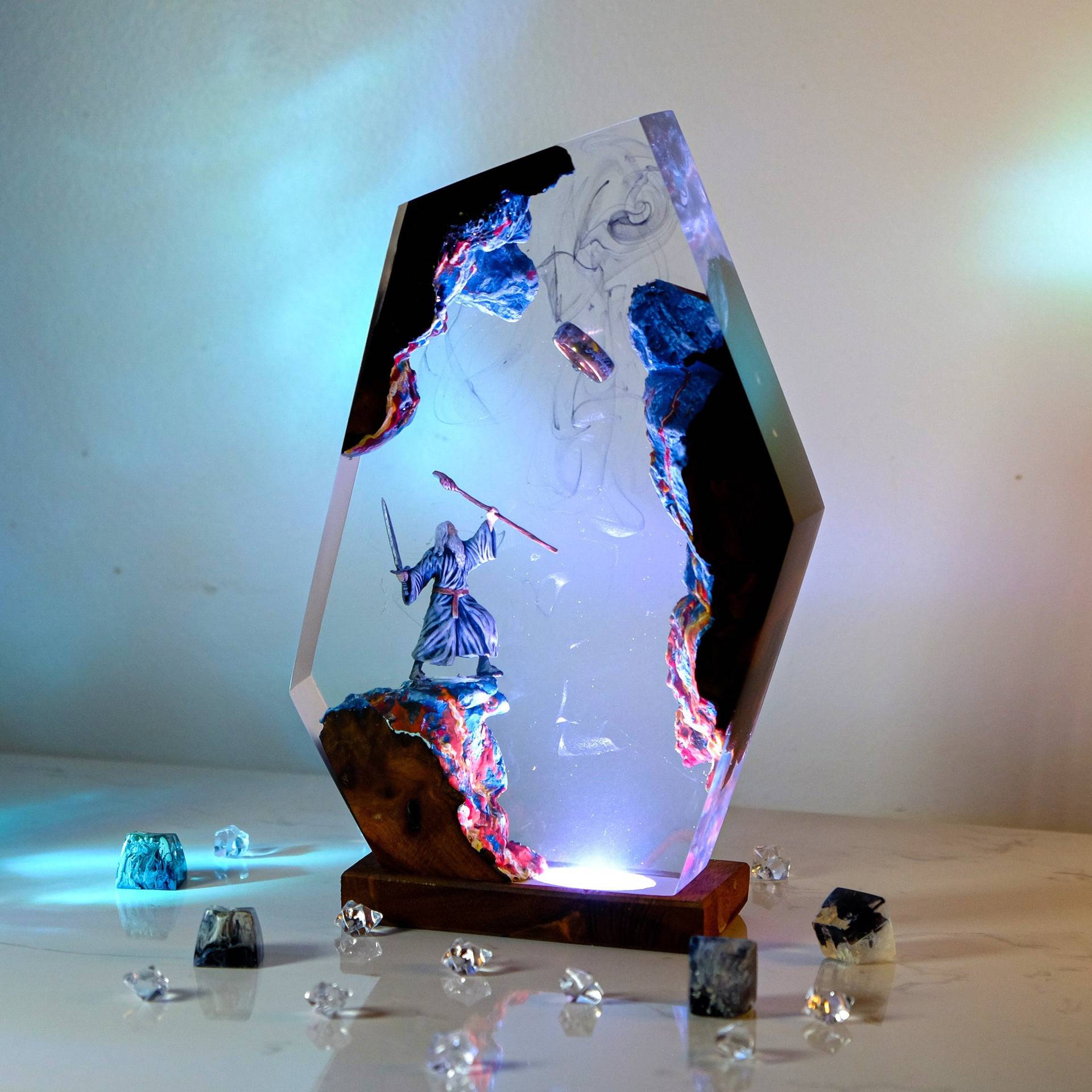 Настольная лампа-фигурка из см – обзор и цена Resin Art Anime